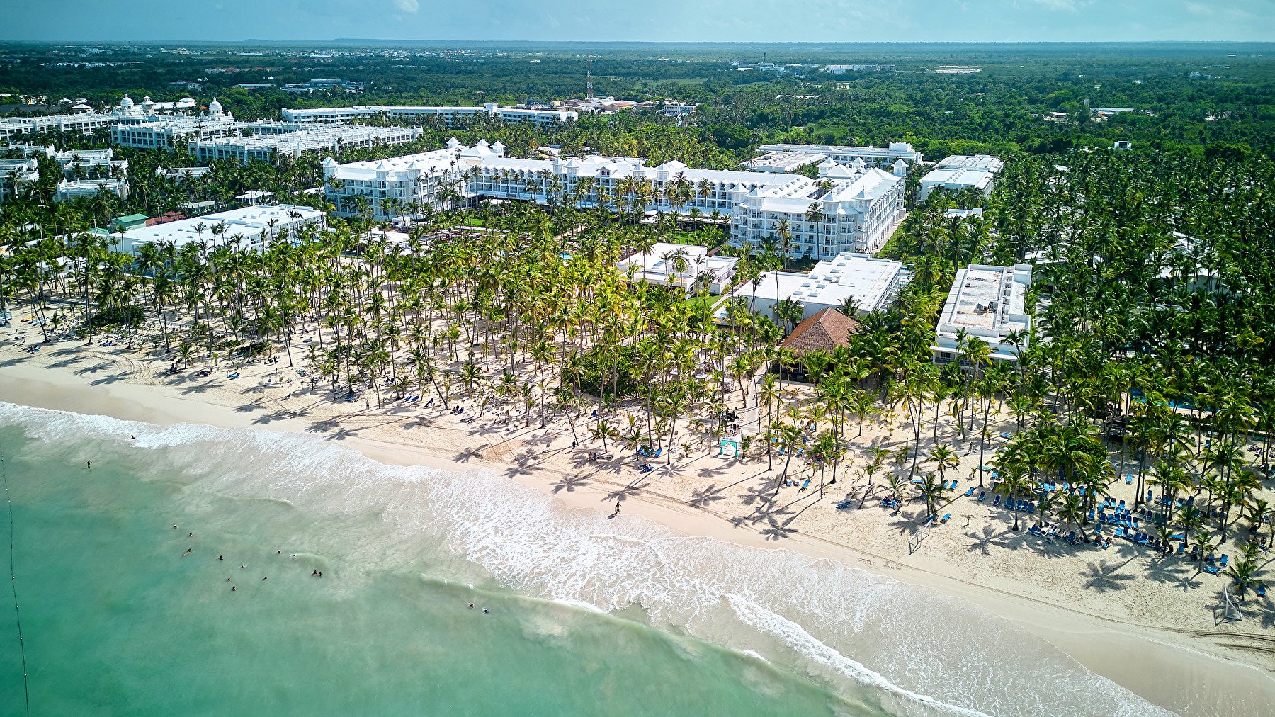 Playa y hoteles Riu en Arena Gorda